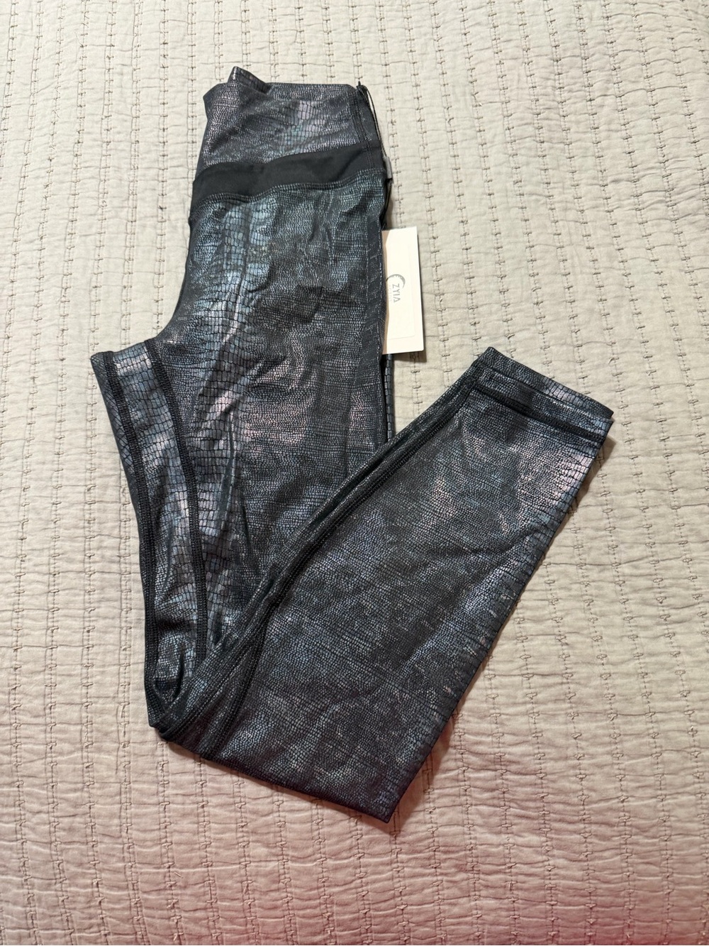 Zyia Active Kakadu Brilliant Hi Rise Women's Shiny Snake Print Athletic Leggings